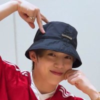 dell (@cheolcherry8) 's Twitter Profile