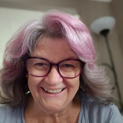 Mandyatmyhouse's profile picture. 