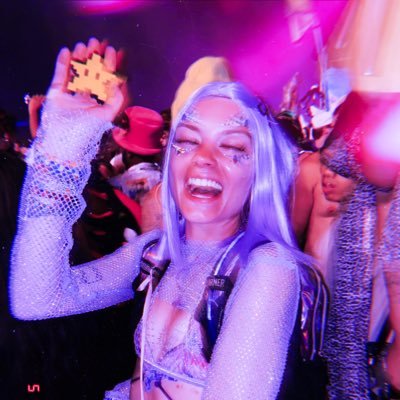 Tampa local • Creative • Raver • Dancer • Model