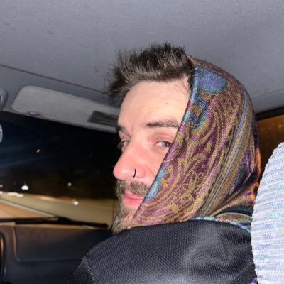 trevorlamb_'s profile picture. it's fun