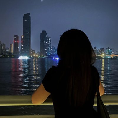 Quartz_Emma's profile picture. Hello everyone, I am from Japan. I like food, beautiful scenery and traveling. If you have the same hobbies, please contact me.