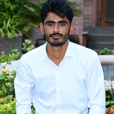 मुझे फोलो व रिटिवीट् करने वाले भगत् बहुत पसंद हैं भगवान सबका भला करे।