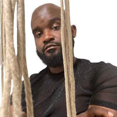 here to document my 🪢 journey as a rigger • 32 • tantric rope magick 🪄• Libra ♎️ • centering Black folks in rope https://t.co/D5C61znLg9