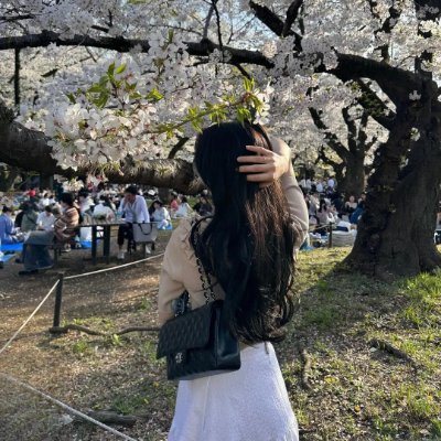 Twilight_Emma1's profile picture. I enjoy learning new languages to broaden my horizons.