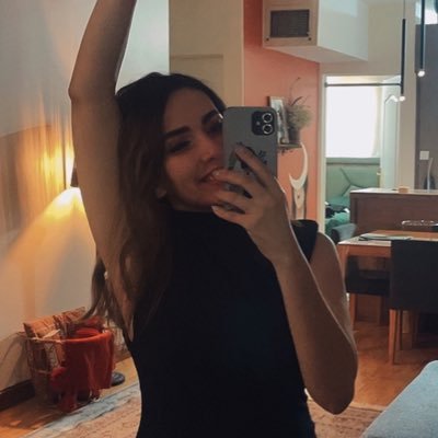 Parisa_habibii's profile picture. من گام و گذر را به رسیدن نفروشم