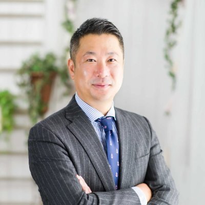 親族内承継│2代目社長│江戸時代創業元和菓子屋→包装資材卸売業│水泳サンタクララ国際大会日本代表キャプテン│近畿大学水上競技部|Auburn University│水泳50m×1000人リレーギネス記録│元青年会議所理事長│バーボン好き