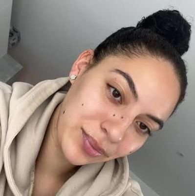 PowellStel18384's profile picture. Hello I'm available graphic artist 🎈🎂📯 I do designs such as logos, cover arts, cartoon portrait, banners, ID cards, animated videos, flyers, editing