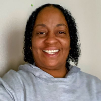 PetersonShelel's profile picture. 