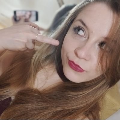 Algunos días me estoy curando y otros días me rompo de nuevo ...❤️‍🩹