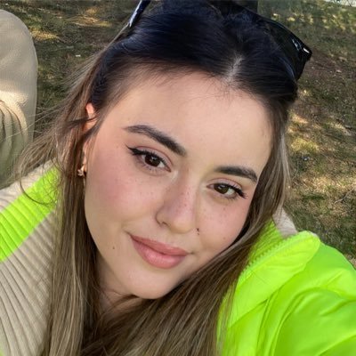 AleynaTumer's profile picture. 