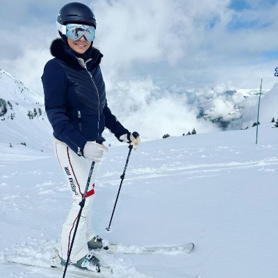 travelSoul1016's profile picture. 👩‍👧 Daughter | 🌍 Dual citizen | ✈️ Travel enthusiast | 🌟 Optimistic about the future | 💬 Retweets ≠ endorsements