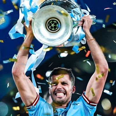 Man City's first line of defense in FT.
Treble winners 🏆🏆🏆
Roasting Rival fans.
Mancunian my background
, Carrington my playground