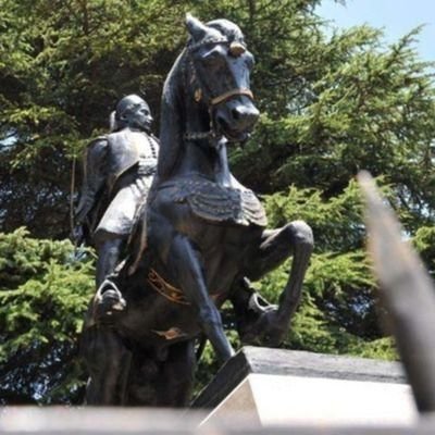 Vlad11011's profile picture. 📍🇱🇧   ال™انعزالي
 your parents warned you about