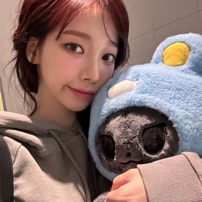 swdtmfu's profile picture. i know you tryna reach me through my friends