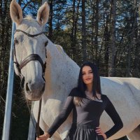 𝐌𝐞𝐥𝐚𝐬𝐨𝐧𝐢 💗🦄 (@meeeelasoni) 's Twitter Profile Photo