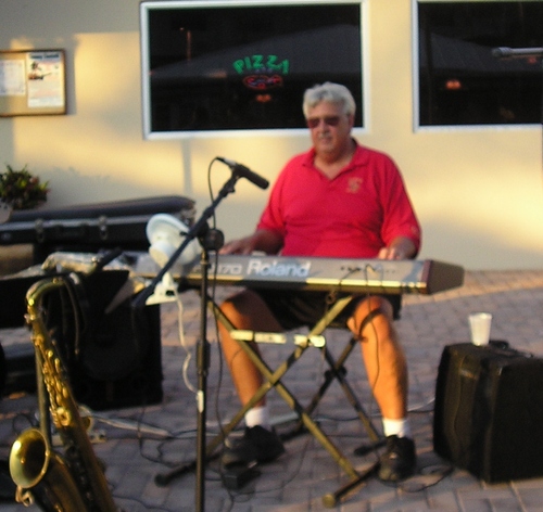 mossmanrlm's profile picture. NOT the football player!