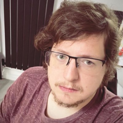 expect politics ALSO, I'm a video editor/essayist. Look at my COOL new video about how CAPITALISM IS DESTROYING GAMING: https://t.co/w7rL5CdcWi