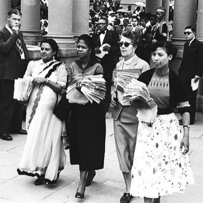 I touch on gender inEquality in African culture and women centered friendships 🇿🇦 🇨🇩