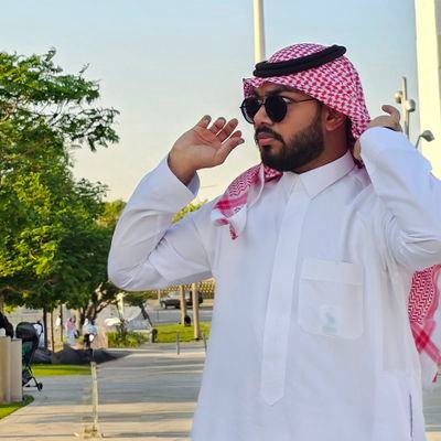 إنسان متفرد حقيقي متجه الى جوهري...
أسعى الى ان وجودي يجعل العالم افضل بطريقة ما...
..
مصادر إلهامي:
🇸🇦
الهلال
Messi