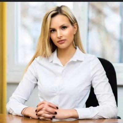 BesBuyjune's profile picture. 