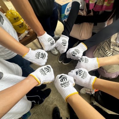 bannhat_mgu's profile picture. 明治学院大学の国際ボランティアサークル　habitat MGUです🌏 年に2回、海外の貧困地域で家を建てる活動を行っています！   現在ベトナムでボランティアしてます！！   @Habitat_MGU