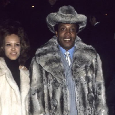 Ljoneup_'s profile picture. ☔️