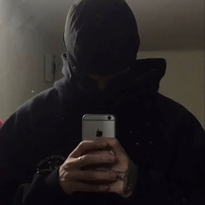 Chase Atlantic
Není nic horšího než technologie
icl js follow me