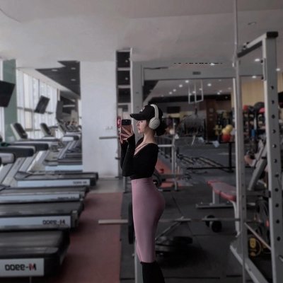 Turn on daily running mode and exercise well. Persevere and believe in yourself!