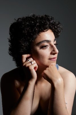 Shiva Feshareki Profile