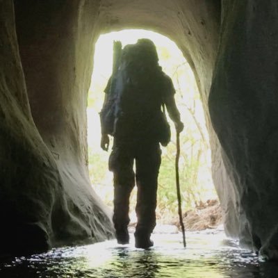 28歳のバックパック野営好きです。Leave No Trace!野営の痕跡は残さない。 探索もやっており石切場や隧道、廃坑などを探索しています。最近鉱石採取にハマりました。房総族!お気軽に絡んでください☺️
野良そび会というアウトドアコミュニティをやっています!ご参加はリンクから♪