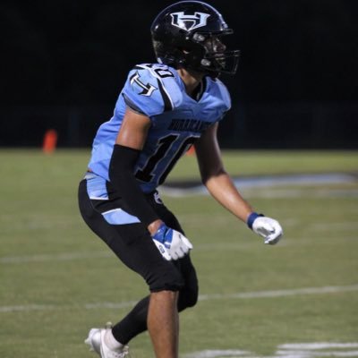 “26 @HtownHSCCPS | NCAA ID:2409395945 | ATHLETE | HEIGHT 5”11 | WEIGHT: 190| Core Course 3.6GPA| 40YD 4.46|