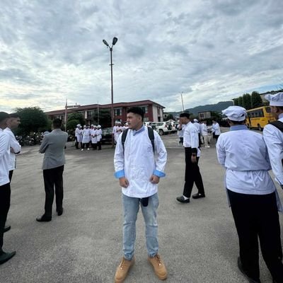 IAM VLOGGER. AND I WANT YO BECOME A PROFESSIONAL CHEF CANADA.