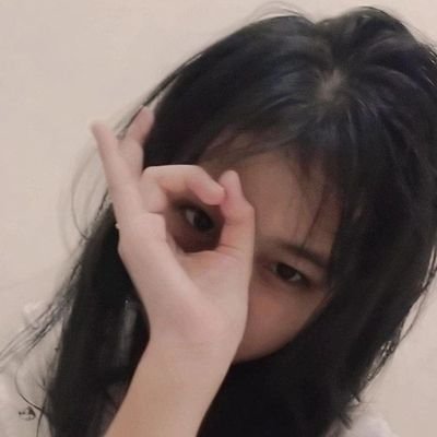 berliansatyania's profile picture. 