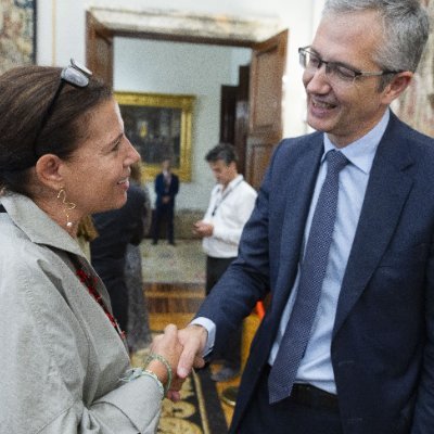 Periodista en THE OBJECTIVE ¿Qué pasa con la economía española? co@theobjective.com
Ex de El Economista
Aprendiendo todos los días