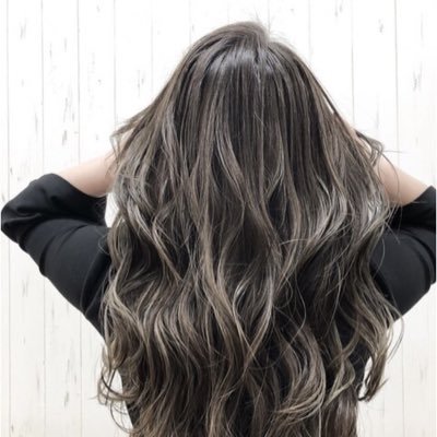 tsuki_kage09m's profile picture. 裏垢。30代バツイチ❌子無し  出会いが欲しい。やり取りがしたい。寂しがり屋の🐈タイプです。