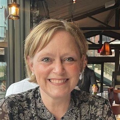 Educator, mom to both human and furry, avid reader. Instructional Specialist @ParticipateLrng committed to helping develop global connections.