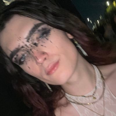 treesunstars's profile picture. she / her 💫🏳️‍⚧️ 23