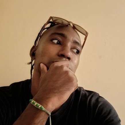 Avid_71's profile picture. Yop