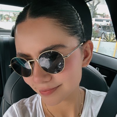 sherzherrera's profile picture. Somos más de lo que dejamos ir.