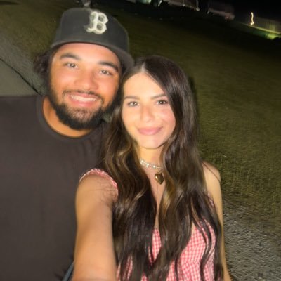 KelsealAnthony's profile picture. 