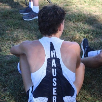 Hauser/ class of 26/ xc 5k-16:08/ 1600-4:32/3200-9:40/3.5 gpa /812-603-3219