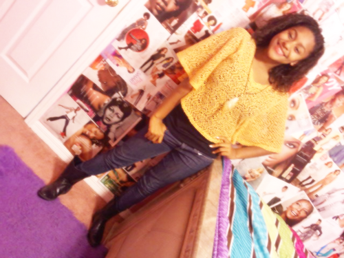 im Ky'air . imma HOT ass girl . pshh , nobody toppin me . im BEAUTIFUL & nobody could say im not . but you mad ? OH !