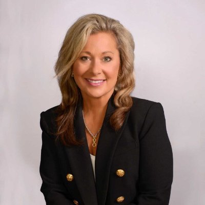 DashForHomes's profile picture. Real Estate Agent Instagram: @dashforhomes Facebook: Christine Dunn Dash Business FB: Dash For Homes, Christine Dash TikTok: @dashforhomes