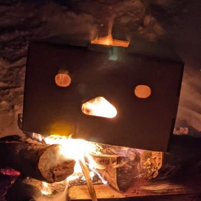 U_G0T_F1r3d's profile picture. 