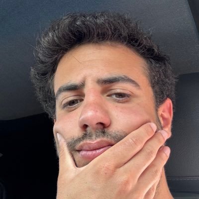 shortnsweetg's profile picture. 25 | Idk what I’m doing here again