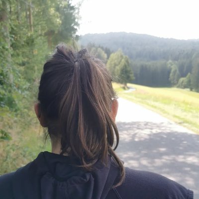 nea89o's profile picture. Mint and math addicted girl