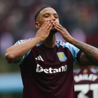 ginger geezer, also an aston villa and wrexham supporter