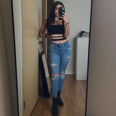 25✨mechanical & aerospace engineer • mat sci grad student • space nerd • dog mom • swiftie