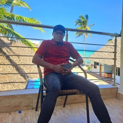 An Investor 💵 | NSE | LSE | NYSE | Technocrat |Life Saver