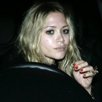 bea ✮ (@beeeatriiiic) 's Twitter Profile